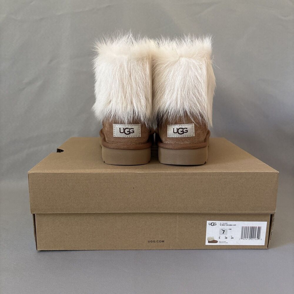 UGG Chestnut Suede Ankle Booties with Ivory Fur Cuff - Picture 9 of 12